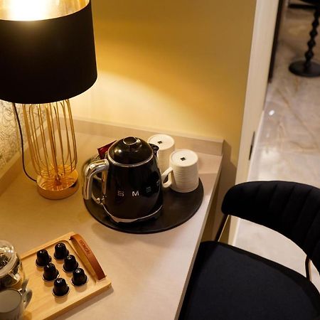 Hotel Arizona Riccione Kültér fotó