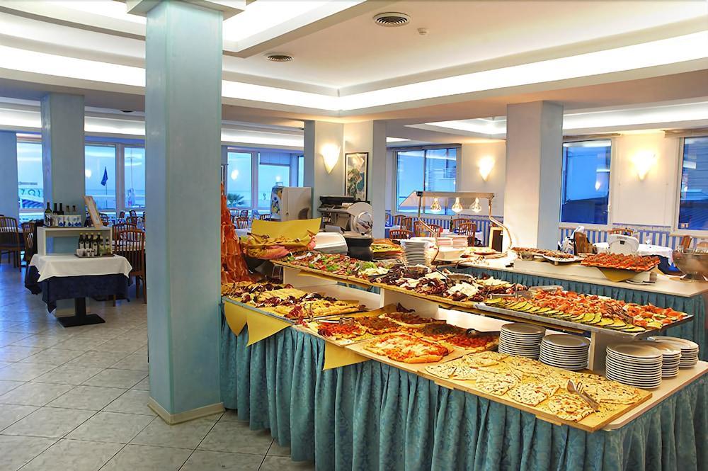 Hotel Arizona Riccione Kültér fotó