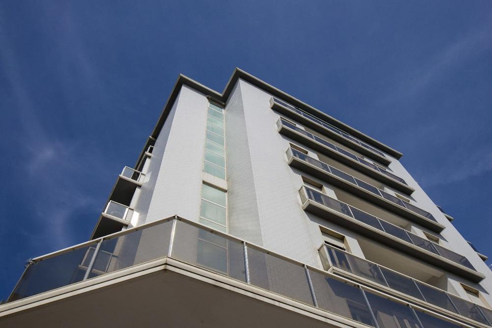Hotel Arizona Riccione Kültér fotó