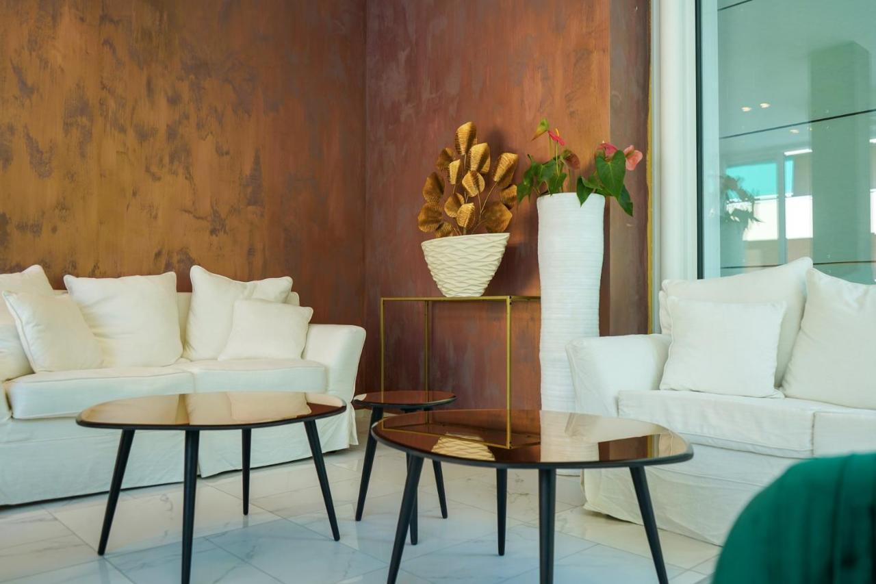 Hotel Arizona Riccione Kültér fotó