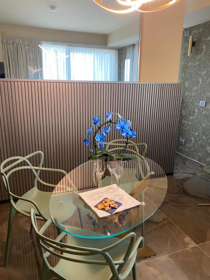 Hotel Arizona Riccione Kültér fotó