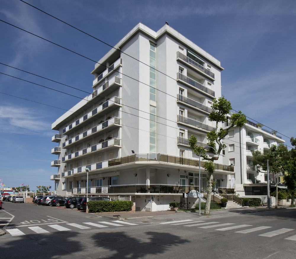 Hotel Arizona Riccione Kültér fotó