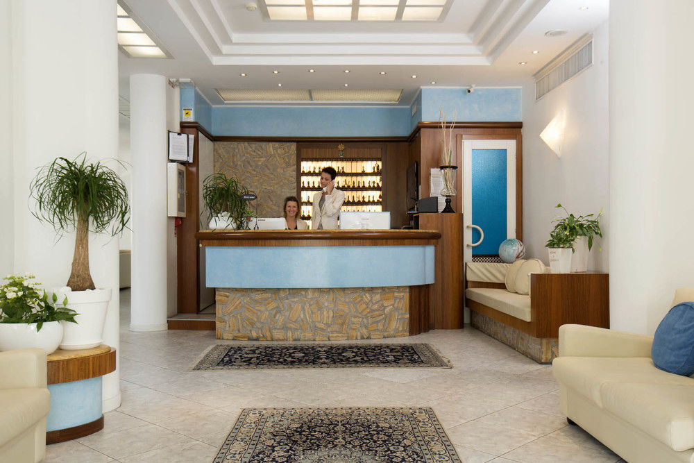 Hotel Arizona Riccione Kültér fotó