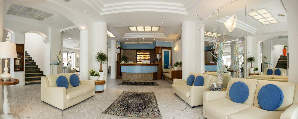 Hotel Arizona Riccione Kültér fotó